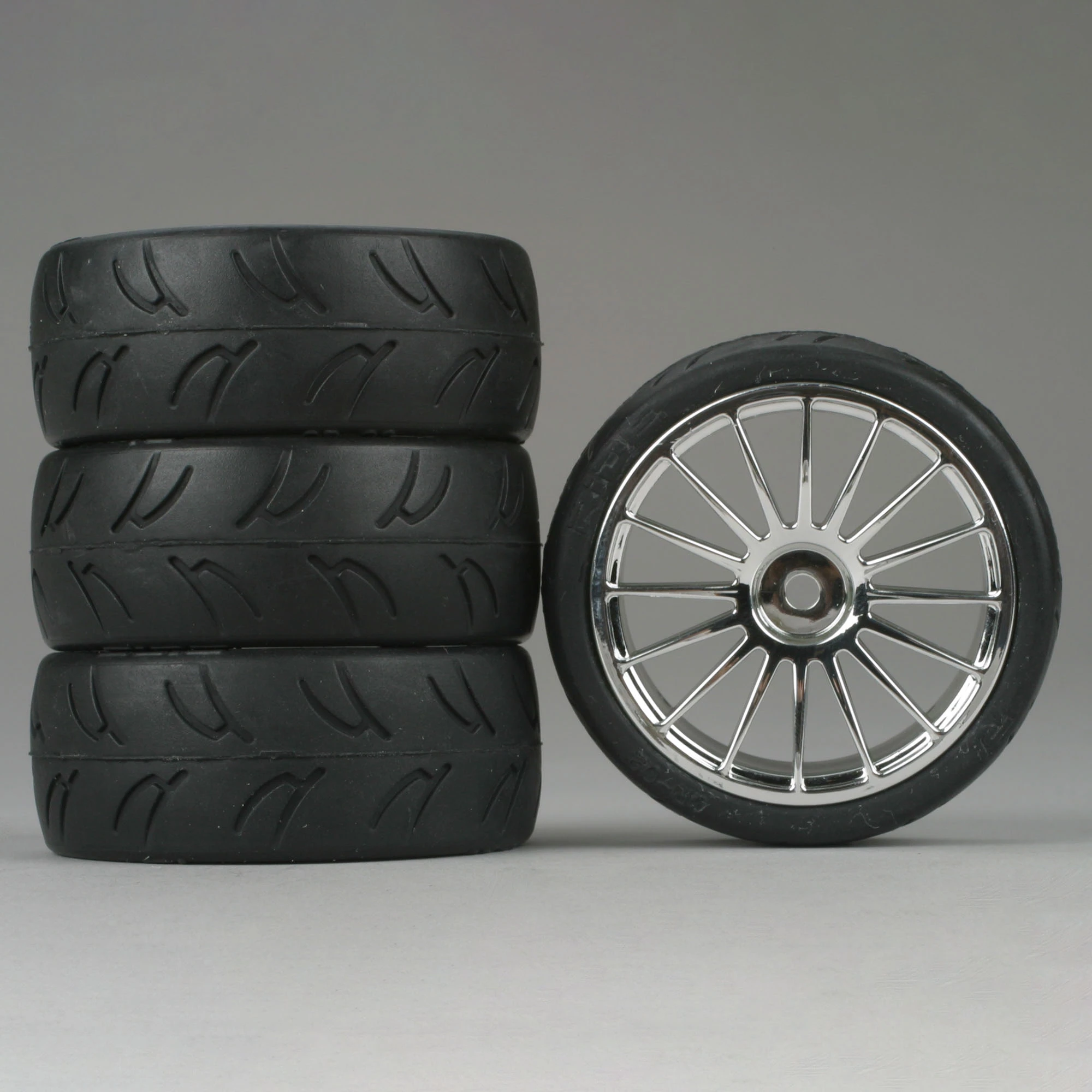 Duratrax 16-Spoke Chrome Wheel, U-Groove (4) for Tires & Wheels 3 Duratrax 16-Spoke Chrome Wheel, U-Groove (4) for Tires & Wheels